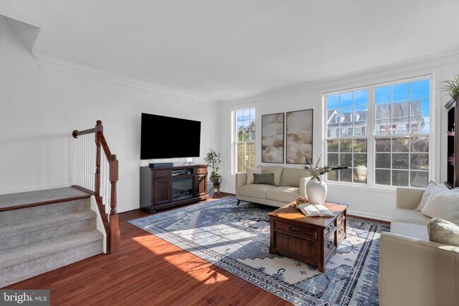 Building Photo - 23149 Flora Mure Dr