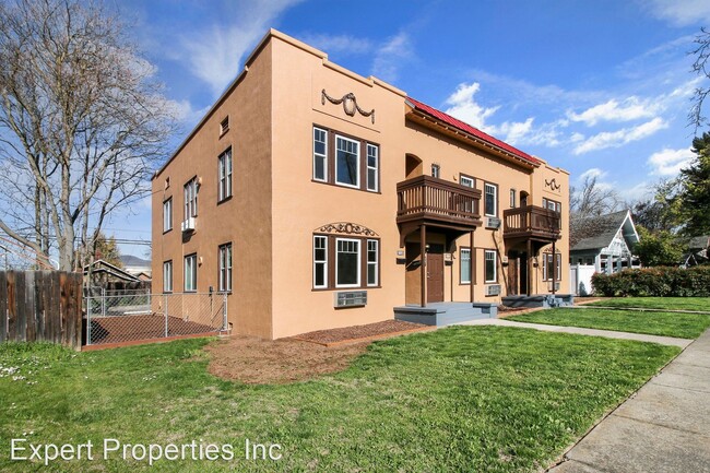 Foto del edificio - 2 br, 1 bath House - 513 S. Holly Street