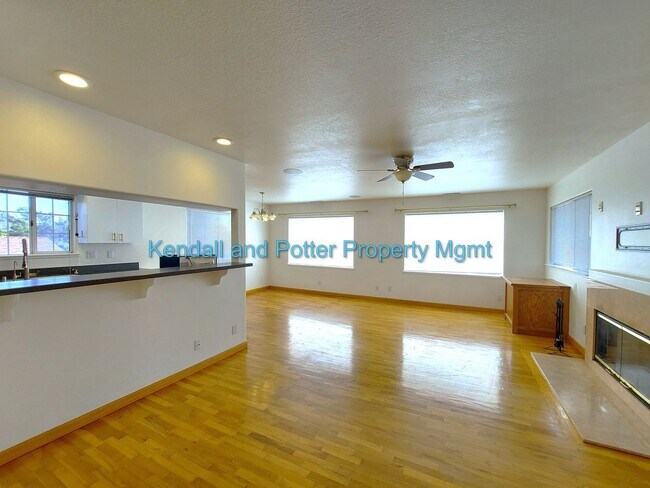 Foto del edificio - Wonderful 3+ Bed/2 Bath Home in Soquel