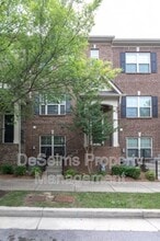 Building Photo - 5556 Prada Dr