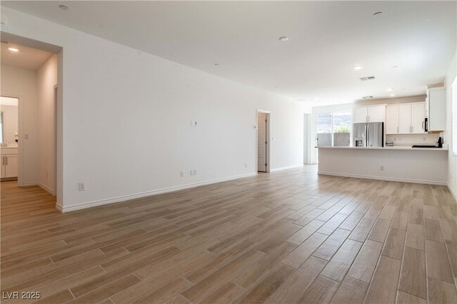 Building Photo - 291 Fletcher Fls St