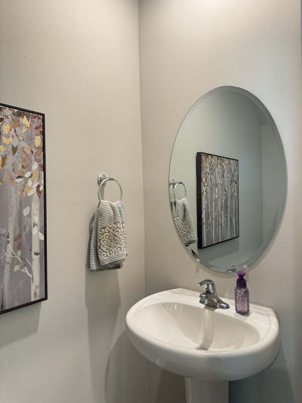 Foto del edificio - 5649 Mentmore Dr