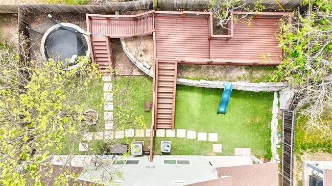Building Photo - 3309 Thomas Kincheon St