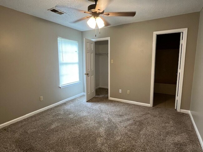 Foto del edificio - Renovated 2 Bedroom 2 Bath Home for Rent!