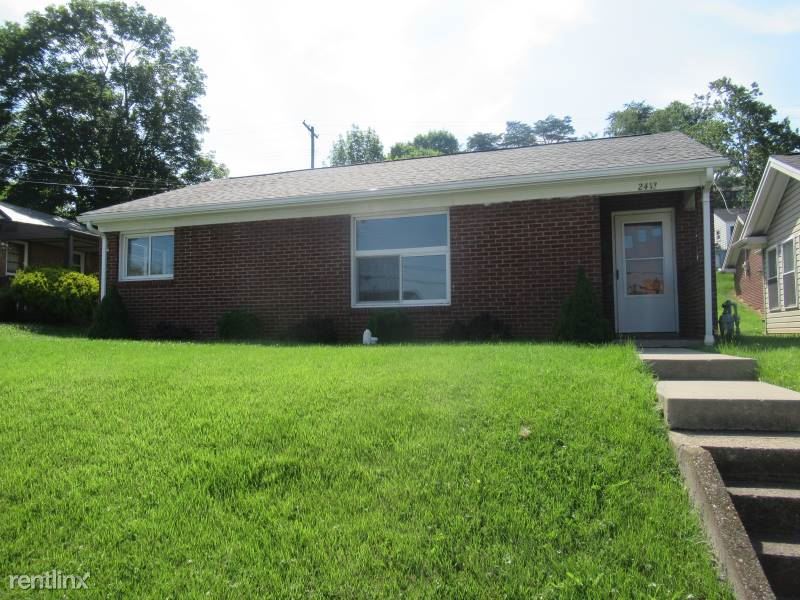 Primary Photo - 3 br, 1.5 bath House - 2413 Marion Street