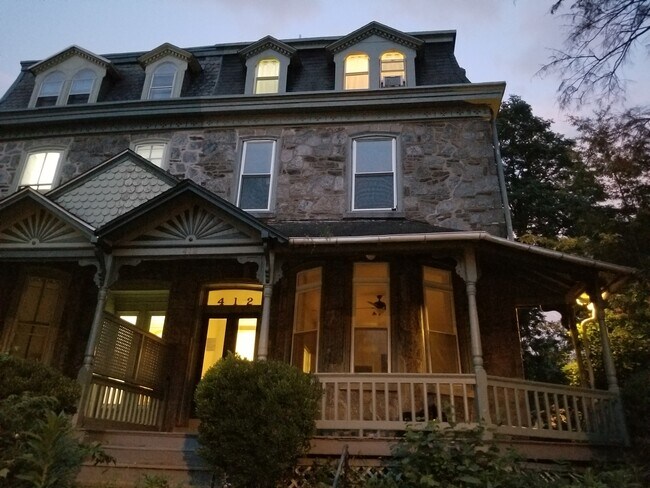 Foto del edificio - 412 W Chelten Ave