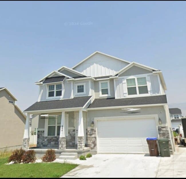 Building Photo - 844 N Basalt