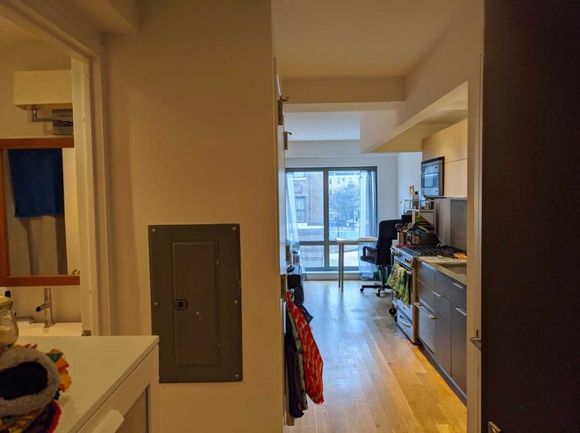 Foto del edificio - 500 Sterling Pl