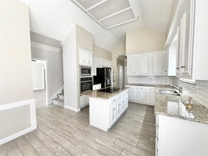 Building Photo - 20507 Chapel Glen Ct