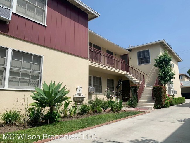 Foto del edificio - 1321-1325 E Wilson Ave