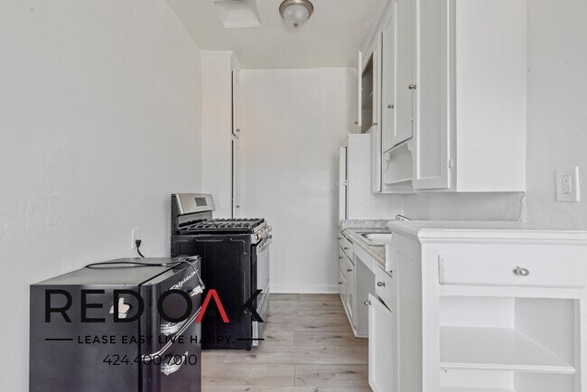 Foto del edificio - ~$200 OFF Each Month~ Beautiful and Bright...