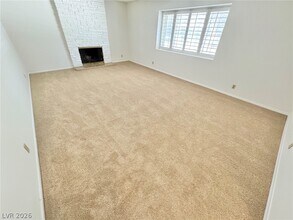 Building Photo - 2913 Colanthe Ave