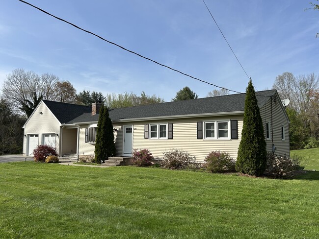 Building Photo - 281 Abbe Rd