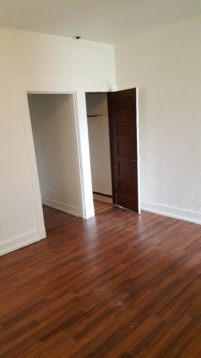 Foto del edificio - 2118 Bedford Ave