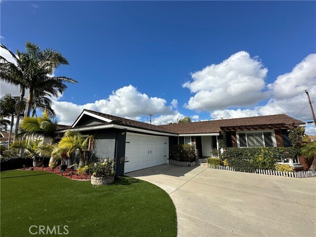 Foto principal - 5311 Hendricksen Dr