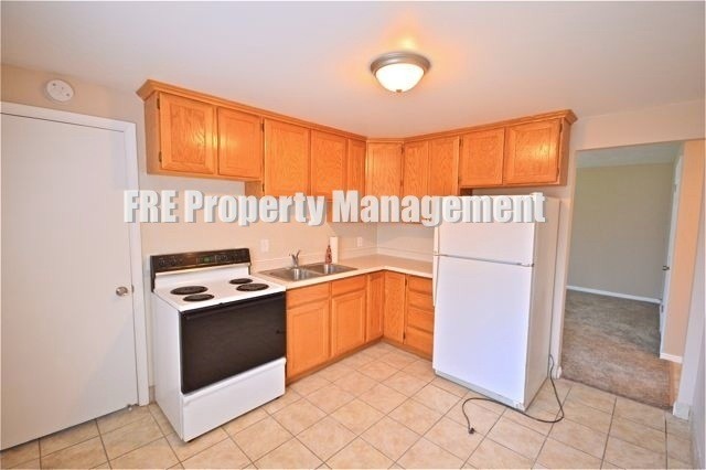 Building Photo - Newly Remodeled 2 Bedroom Millcreek Home