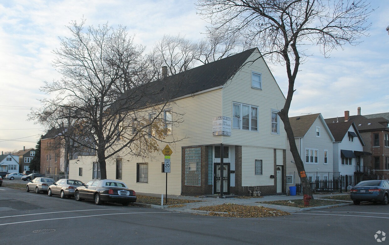 Primary Photo - 5258 S Hermitage Ave