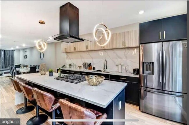 Photo - 2309 Dickinson St House