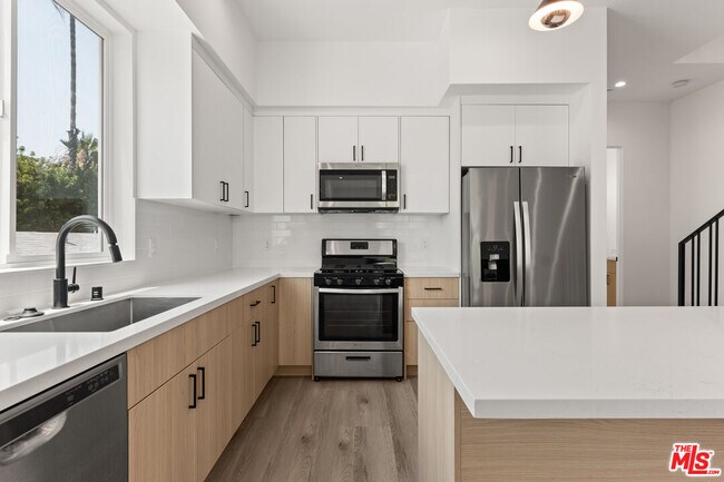 Building Photo - 5232 Tilden Ave