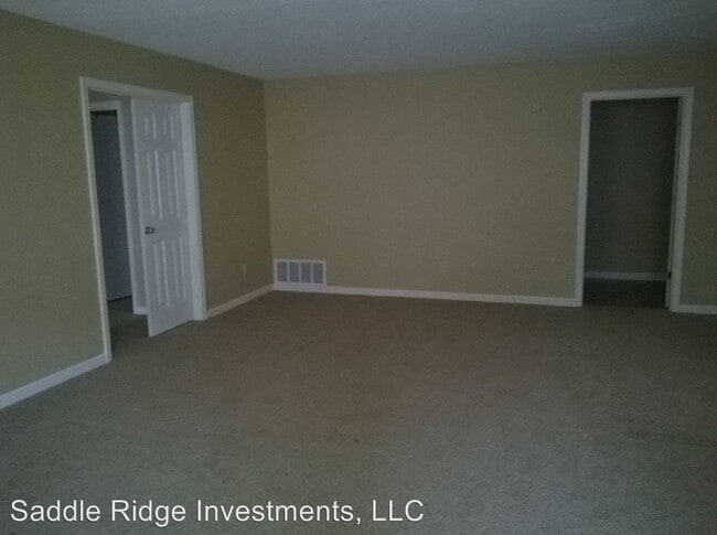 Building Photo - 155 Baker Dr