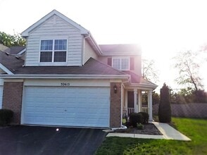 Building Photo - 32415 N Mackinac Ln
