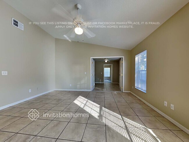 Foto del edificio - 3248 Grand Pines Dr