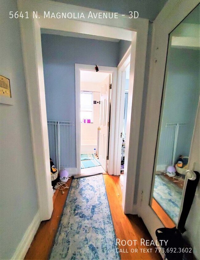 Building Photo - Edgewater / Magnolia Glen - Top-Floor 1-be...