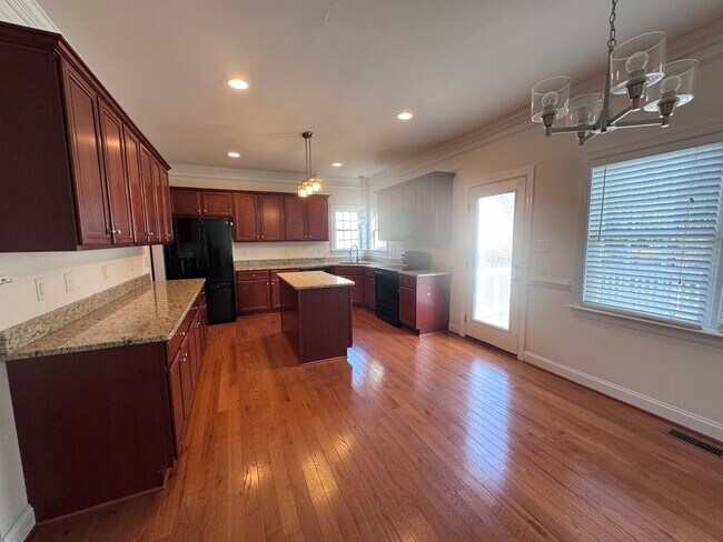 Building Photo - 2912 Bayfront Way