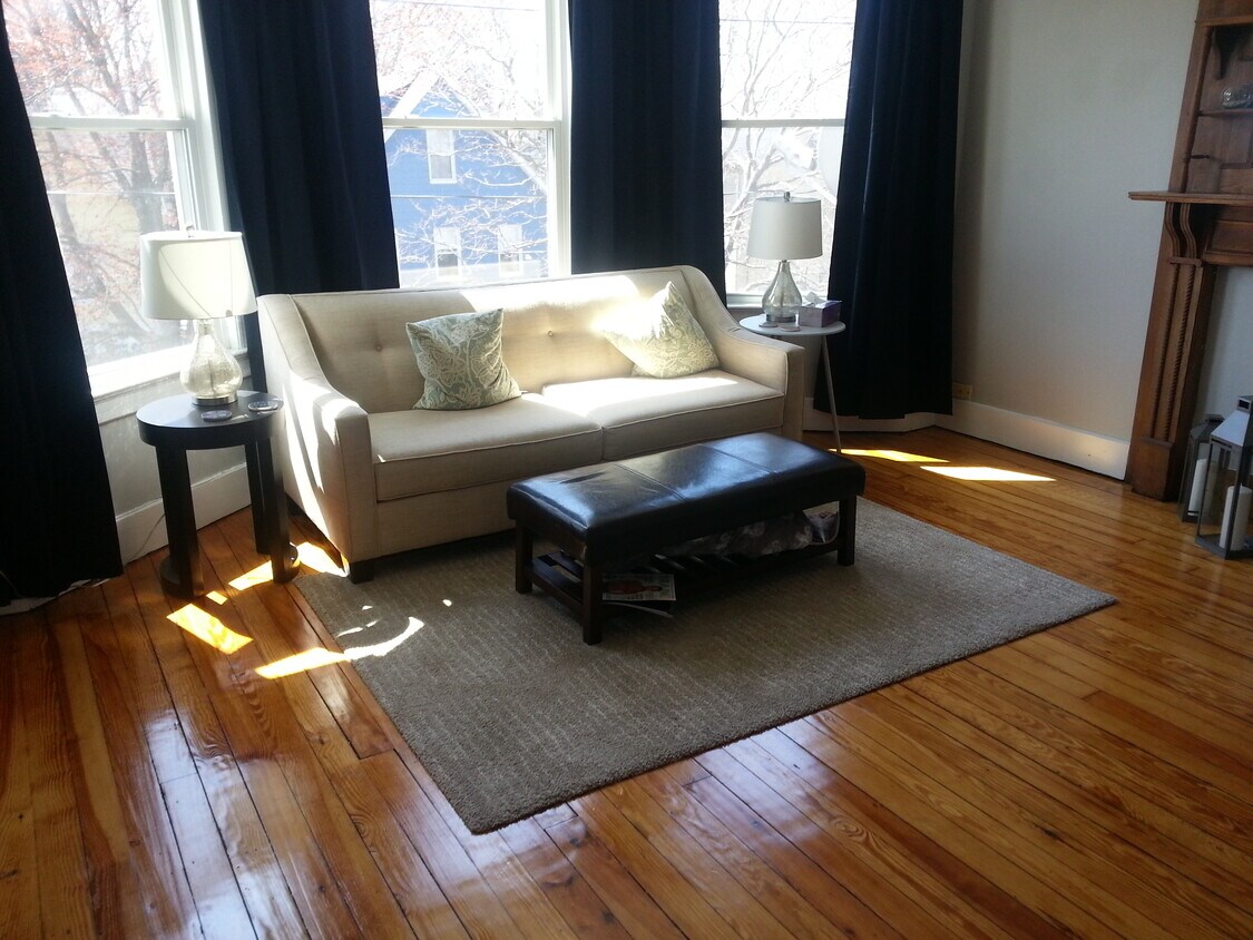 Primary Photo - 27 Bishop St