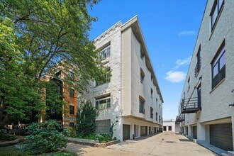 Building Photo - 2231 N Lister Ave