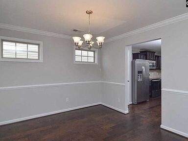 Building Photo - 562 Kimpton Dr