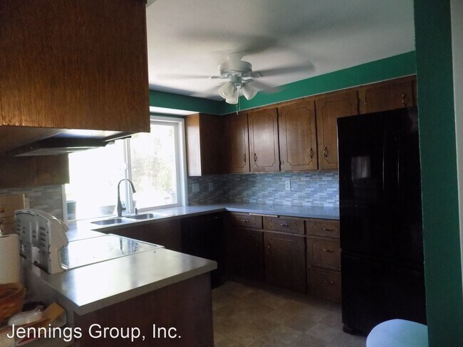 Foto del edificio - 1475 Goodpasture Island Rd
