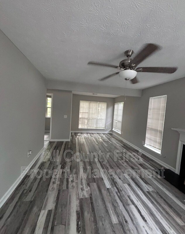 Building Photo - 3237 Kiowa Ct