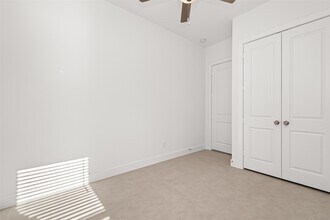 Building Photo - 4916 Northern Wds Dr