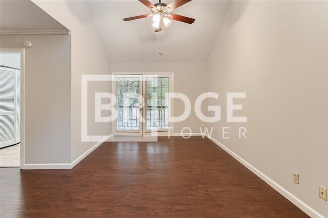 Building Photo - 16301 Ledgemont Lane-269, Addison, TX 75001