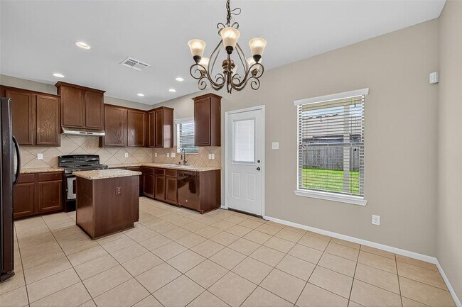 Building Photo - 2419 Grey Reef Dr