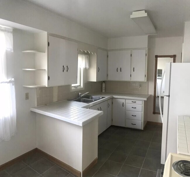 Foto del edificio - 2701 E 12th St