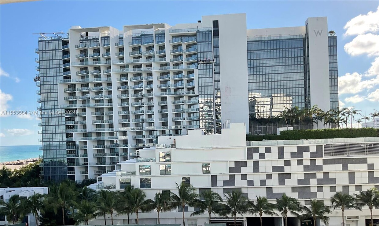 Foto principal - 2301 Collins Ave