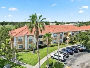 Building Photo - 1010 Villagio Cir