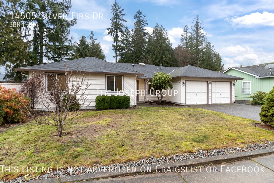 Foto principal - Beautiful 3BD/2BA home in Silver Firs!