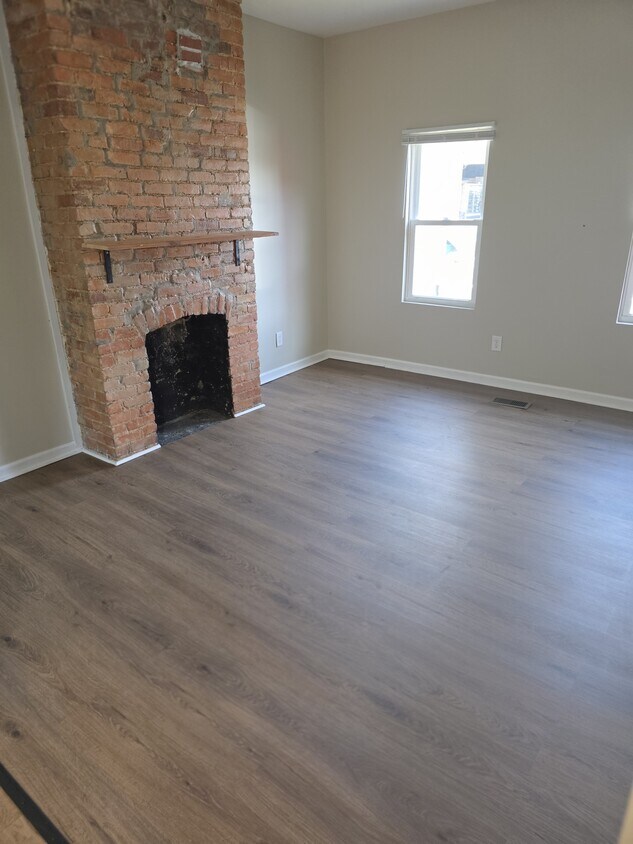 Foto principal - 771 Parsons Ave