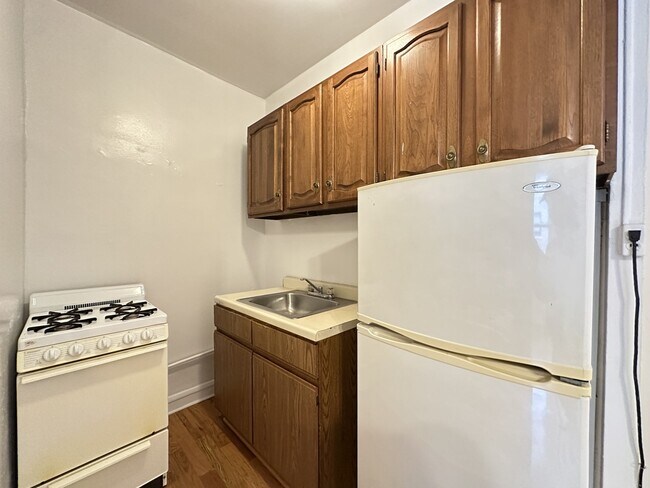 Foto del edificio - 2849 N Burling St