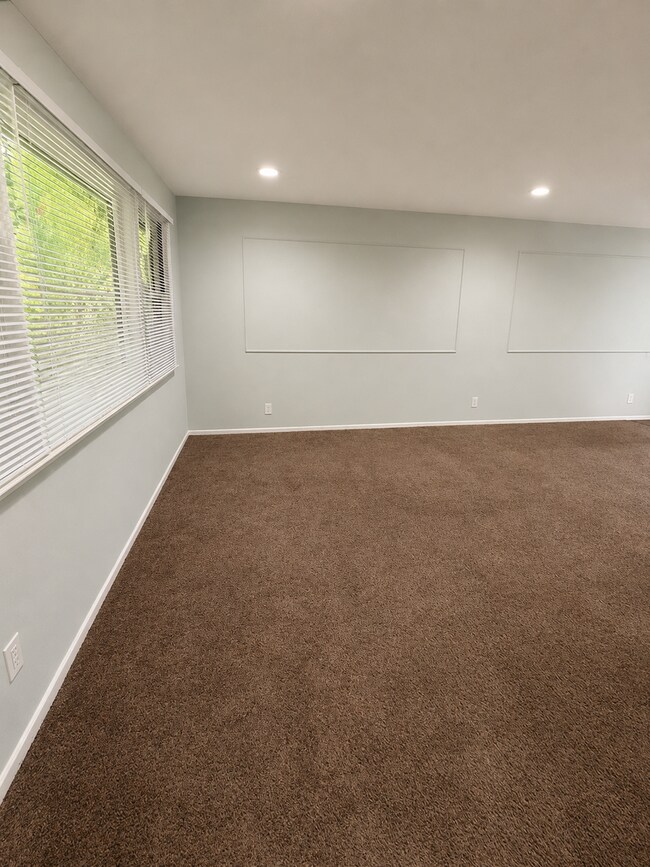 Foto del interior - 11923-27 Venice Blvd
