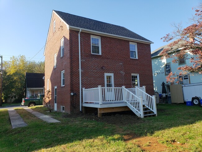 Foto del edificio - 122 Morningside Dr
