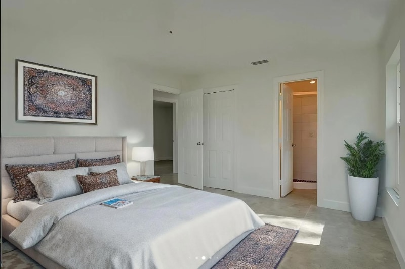 Foto del edificio - 2404 Fisher Ct