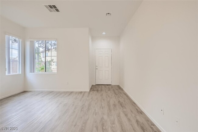 Building Photo - 4045 Oliver Sagebrush Dr