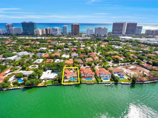 Building Photo - 122 Bal Bay Dr