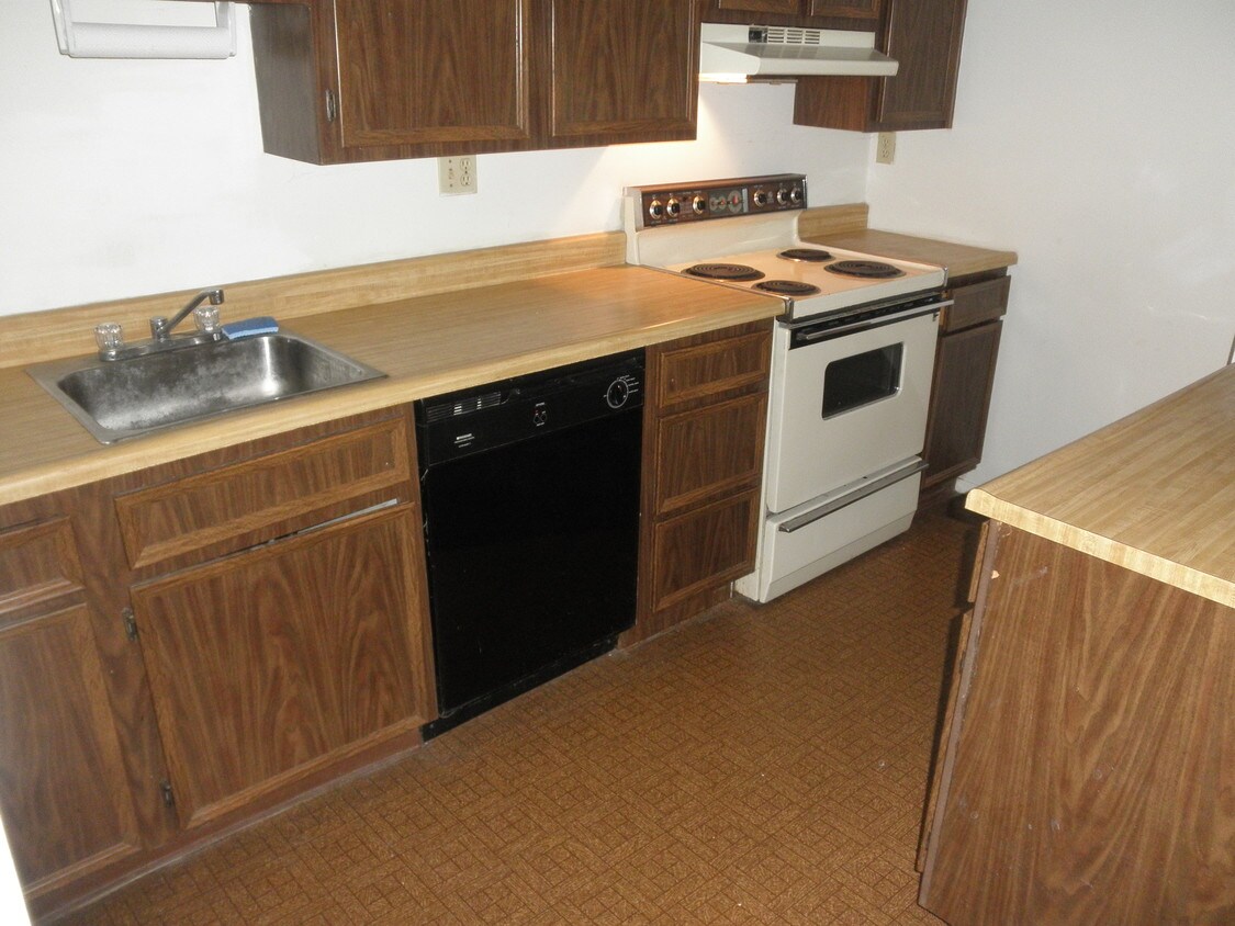 Foto principal - 2469 Brook Ledge Rd