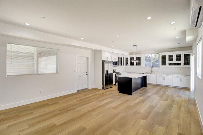 Foto del edificio - 3016 West Blvd
