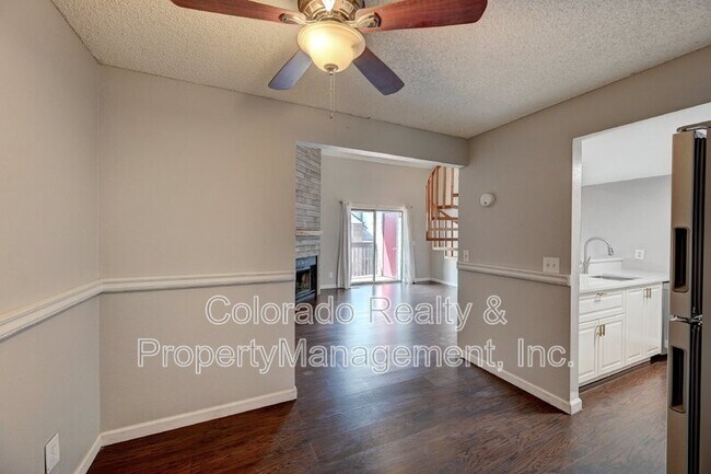 Building Photo - 6350 Oak St
